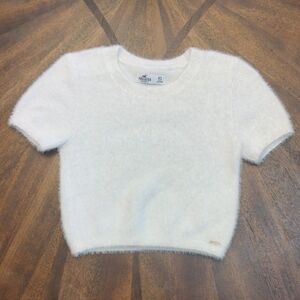 Hollister White Fuzzy Short Sleeve Sweater Top XS Soft Knit Crewneck Crop Top